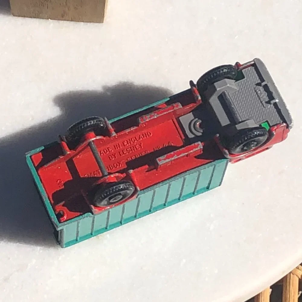 ❤️VINTAGE MATCHBOX Lesney Vintage Green and Red GMC Truck moderate wear 💚